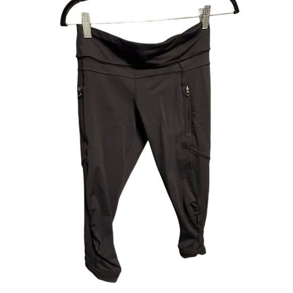 Lululemon Crop Black Leggings size 6 - Picture 4 of 5